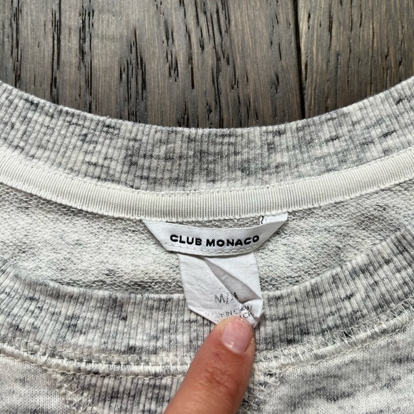 Club Monaco salt & pepper sweatshirt, 3/4 length sleeves, size medium - Picture 3 of 4